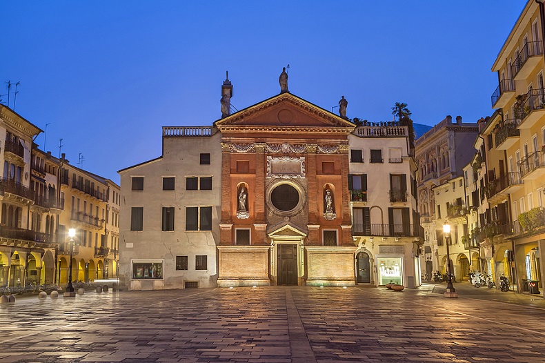 Padua am Abend und Nachts